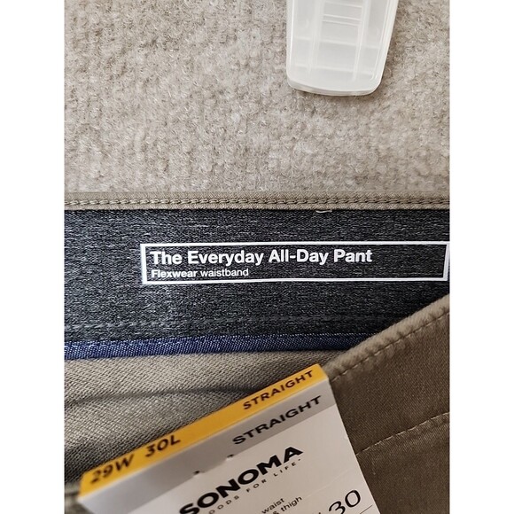 Sonoma Everyday All Day Pants Mens 29x30 Taupe Straight Fit Flexwear Waist NEW - Picture 8 of 10